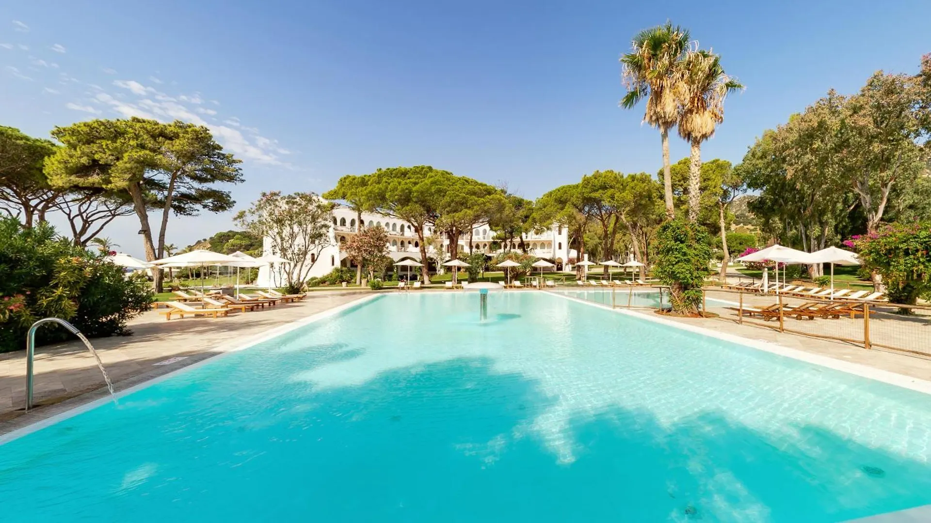 Falkensteiner Resort Capo Boi Villasimius Włochy