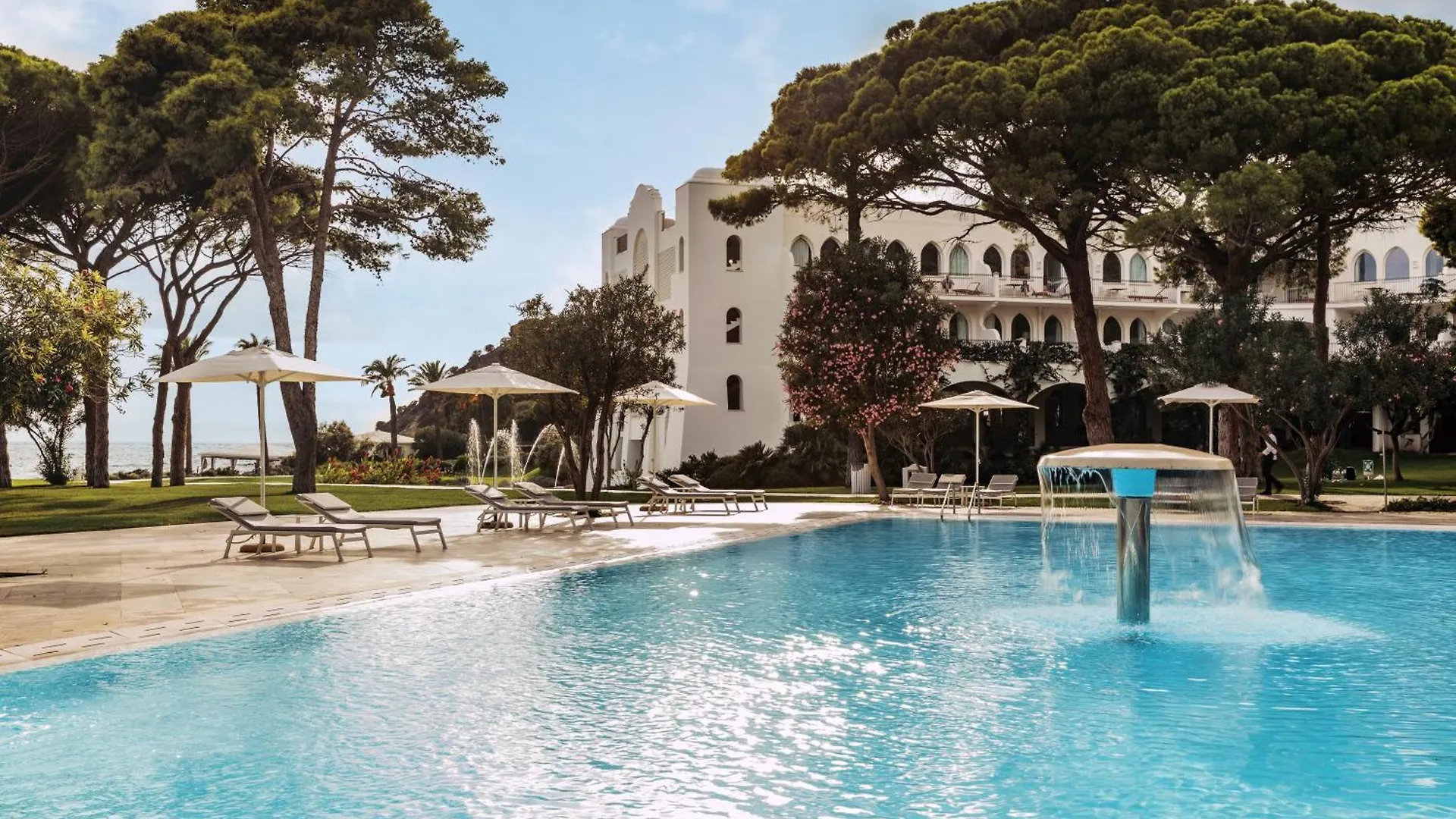 Hotel Falkensteiner Resort Capo Boi Villasimius