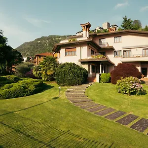 Апартаменты Villa Dervio 
