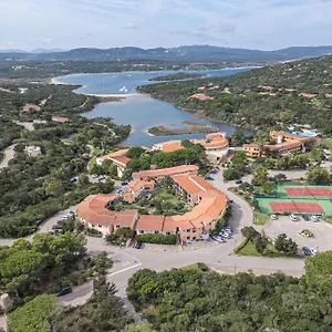 Felix - Costa Serena **** Palau