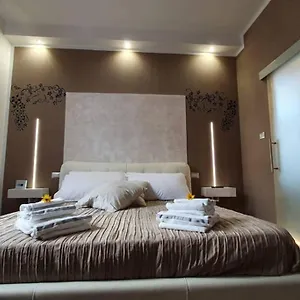 https://casa-ottaviano.emilia-romagnahotels.net