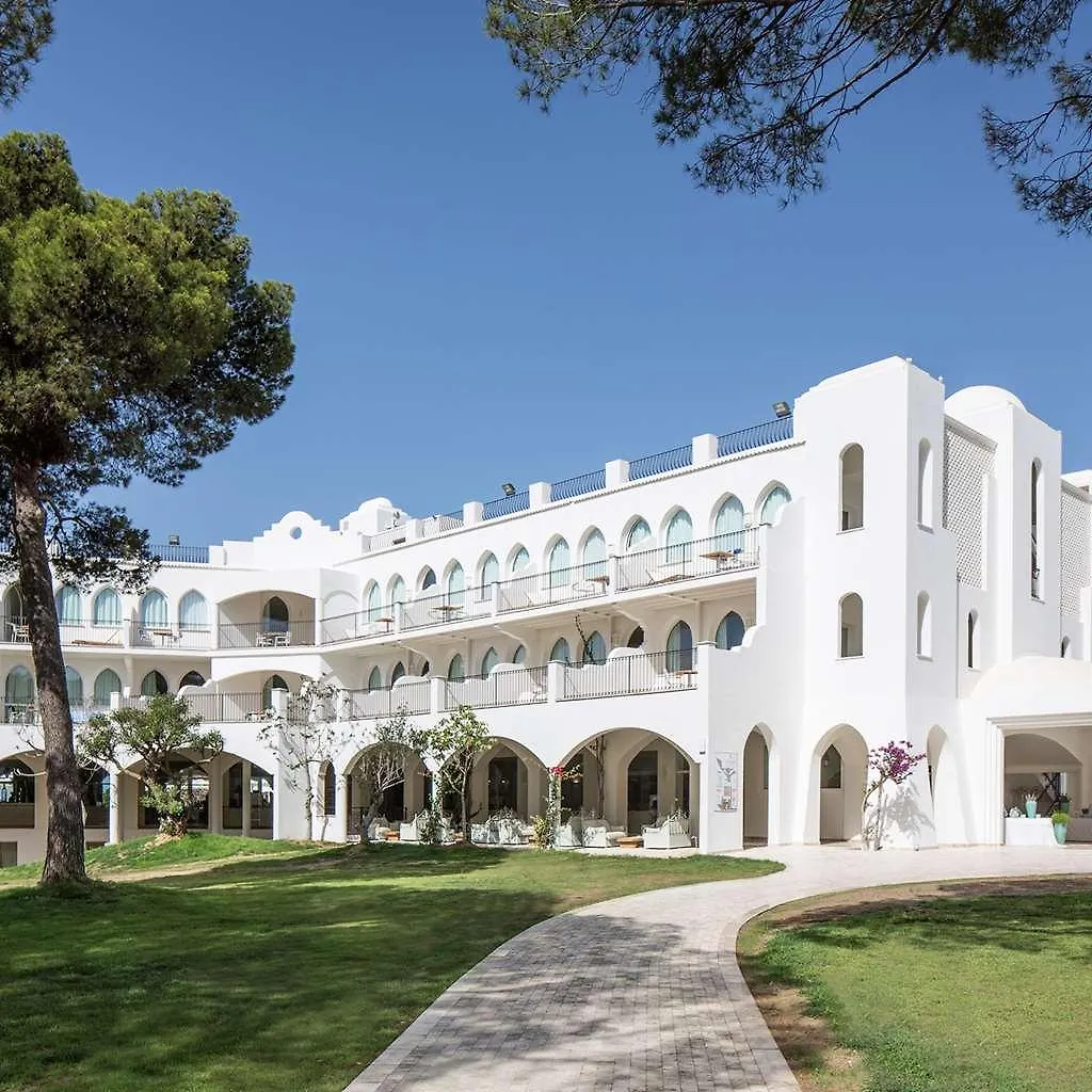 Falkensteiner Resort Capo Boi Villasimius